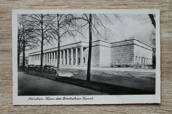 AK München / 1933-1945 / Haus der Deutschen Kunst / Architektur Straße Autos